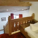 & Zur Post Hotel