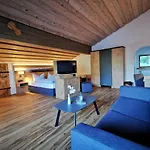 & Zur Post Hotel