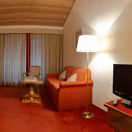 Hotel & Zur Post