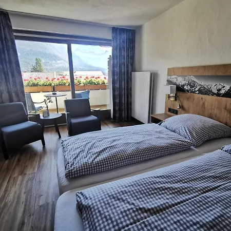 Hotel & Zur Post