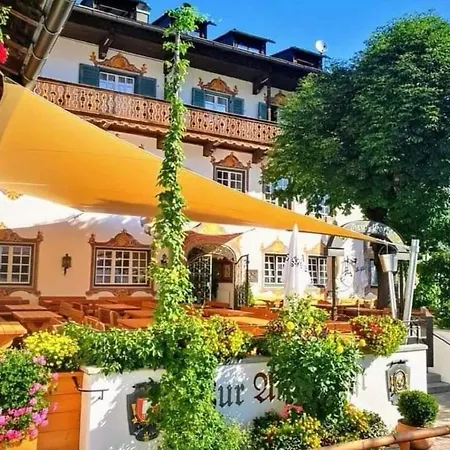 & Zur Post Wallgau