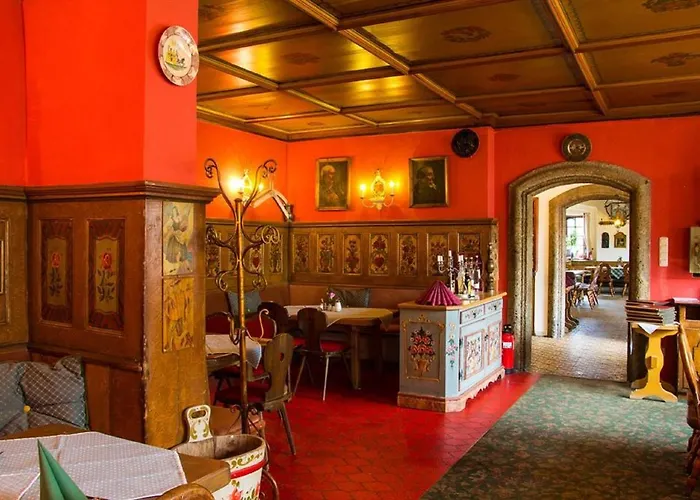 Hotel & Zur Post Wallgau